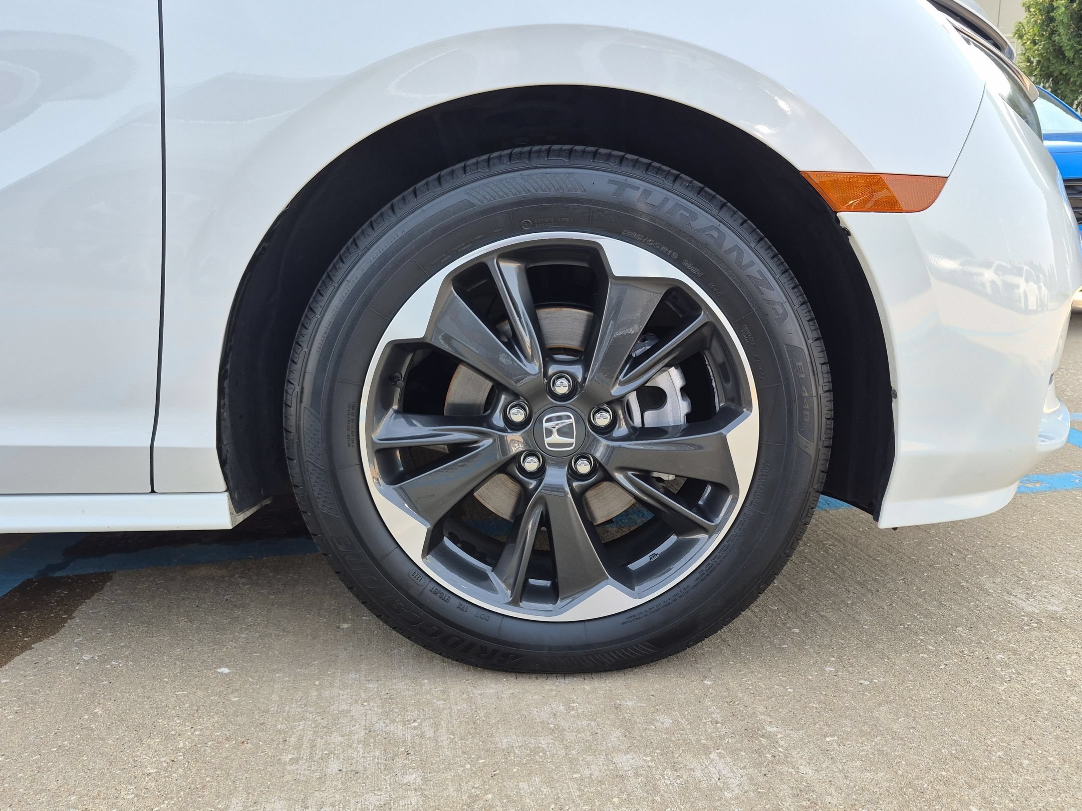 2024 Honda Odyssey Elite - Photo 37