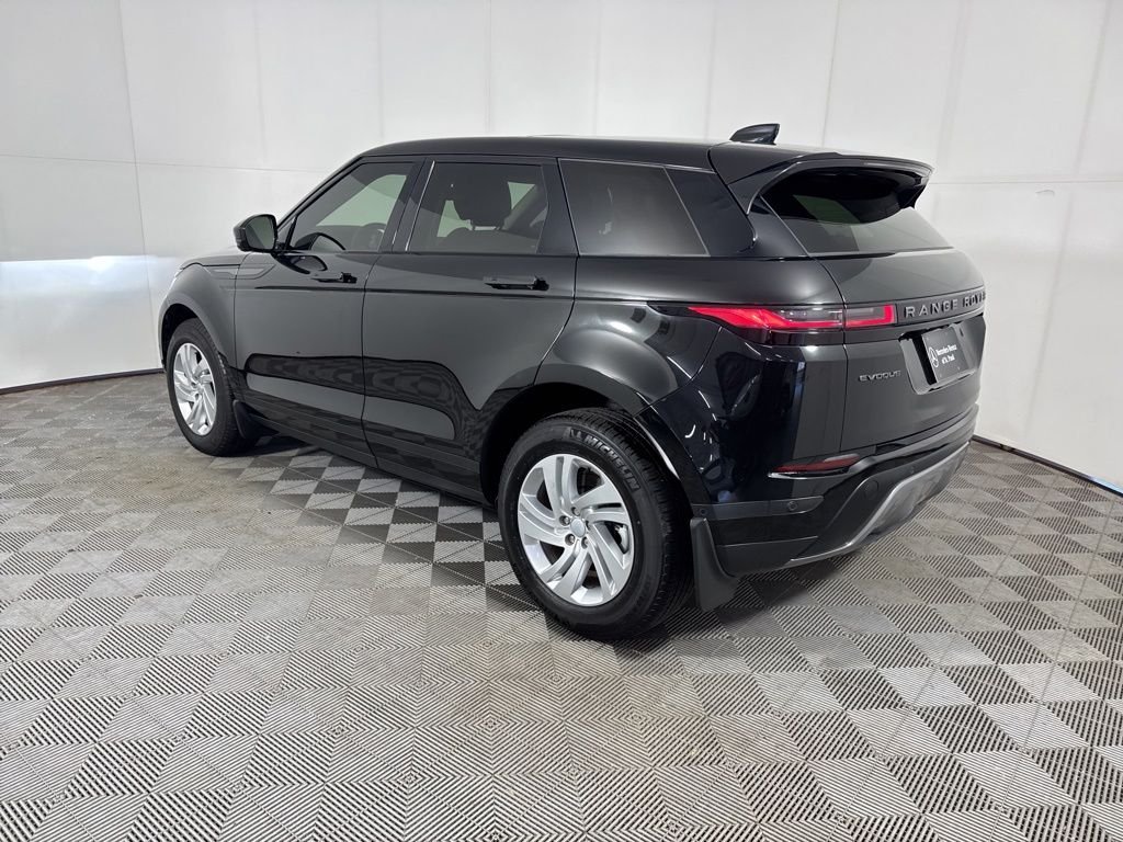 Certified Used 2025 Santorini Black Metallic Land Rover S image 4