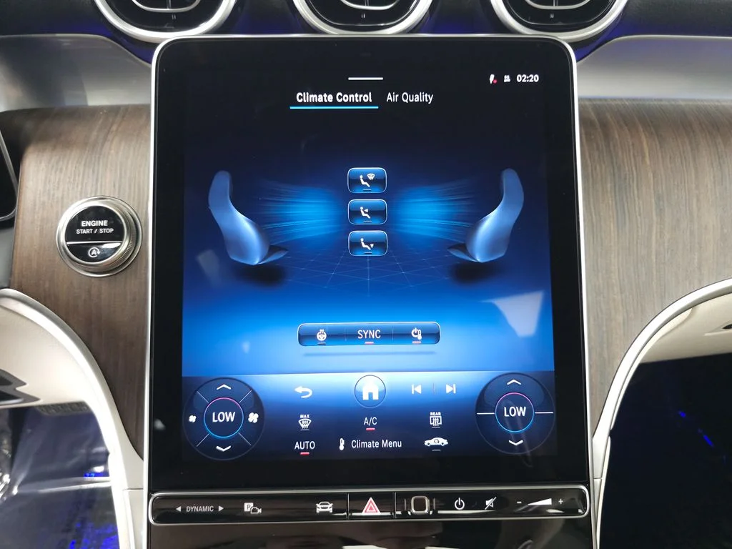 Certified Used 2026 Polar White Mercedes-Benz GLC 300 image 17