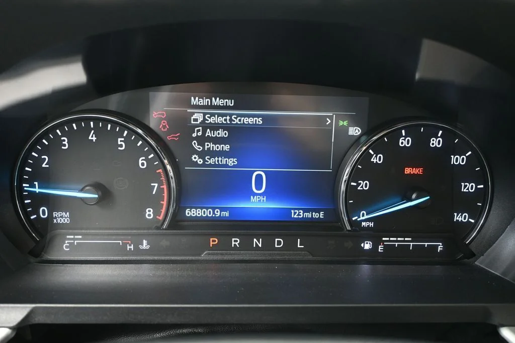Certified Used 2022 Silver Ford XLT image 23