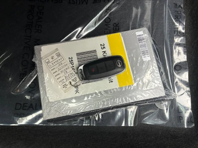 Used 2025 Black Nissan SR image 42