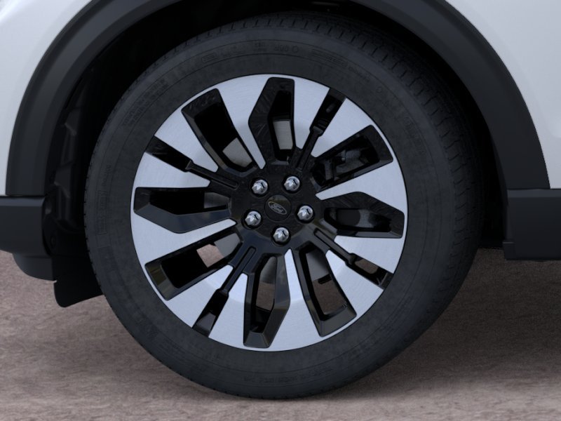 New 2026 Star White Metallic Tri-Coat Ford Platinum™ image 19