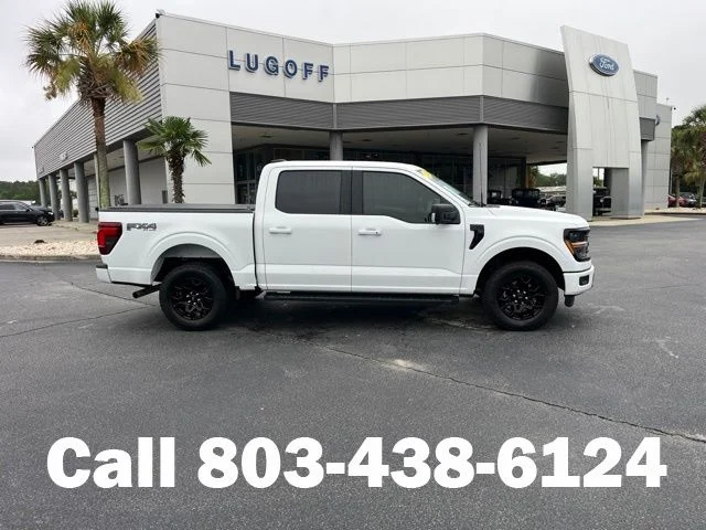 Used 2025 Oxford White Ford XLT image 2