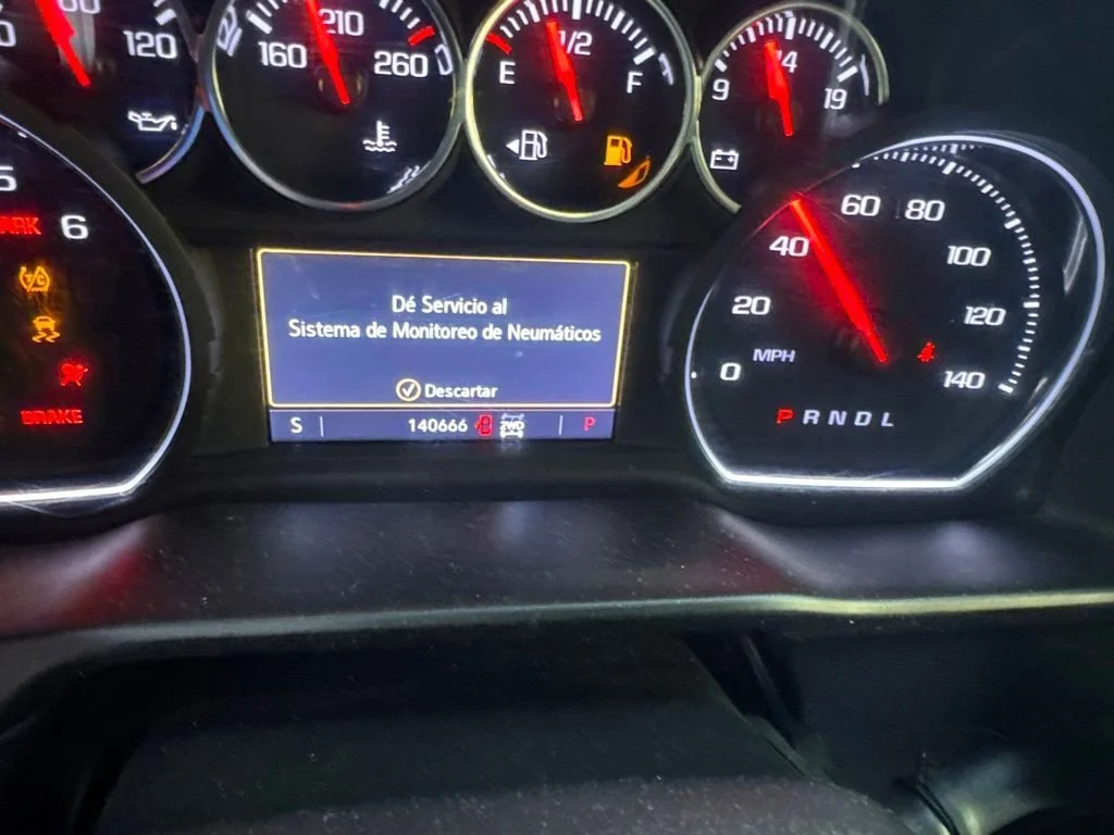Used 2019 IRIDESCENT PEARL TRICOAT Chevrolet LT Trail Boss image 7