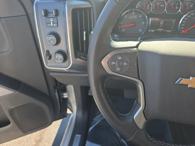 Used 2018 Silver Chevrolet LT image 18