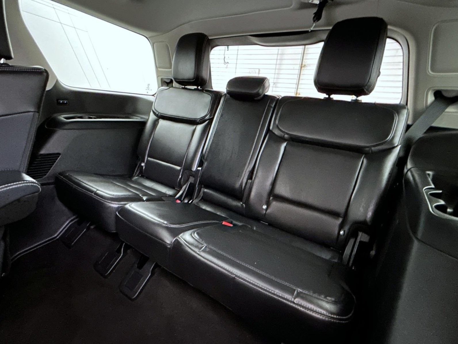 Used 2025 Black Ford Platinum image 21