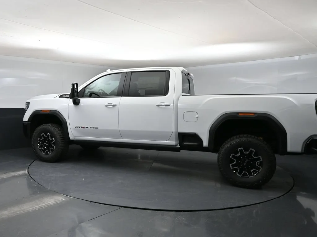 New 2026 Summit White GMC AT4X image 4