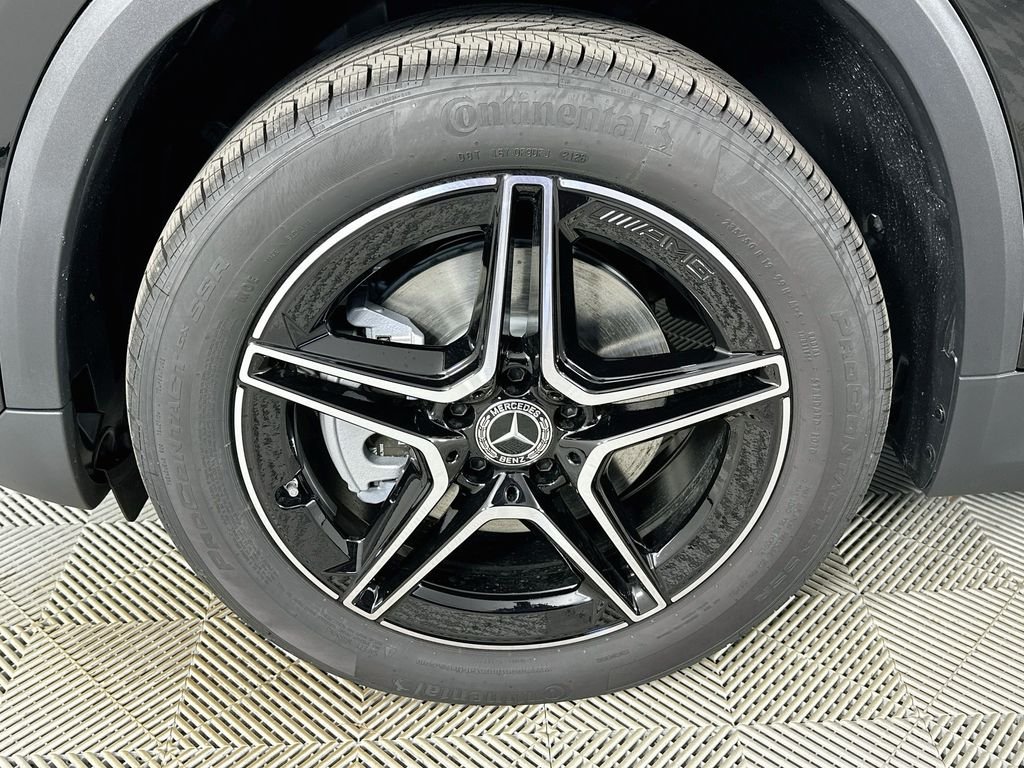 New 2026 Night Black Mercedes-Benz GLA 250 image 31