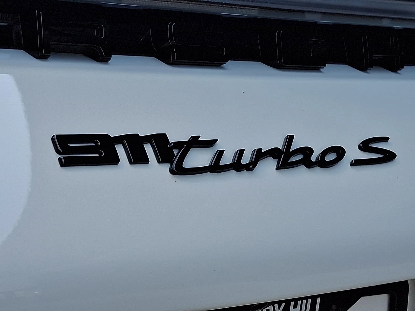 Used 2025 White   0Q Porsche Turbo S image 31