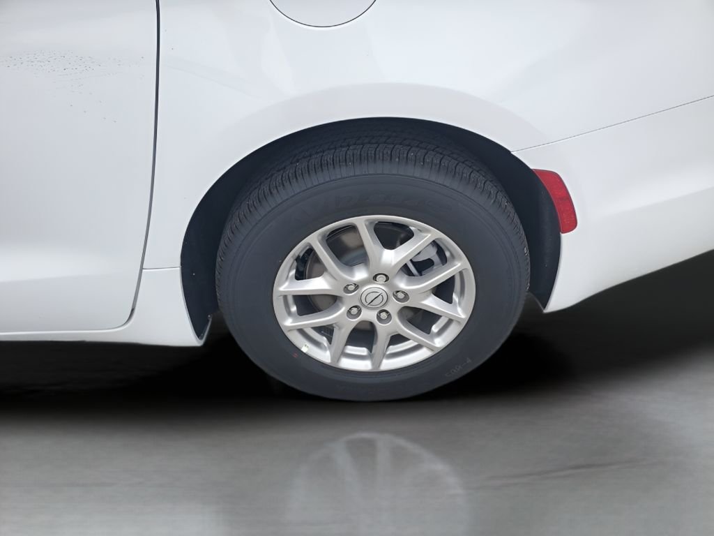 2026 Chrysler Voyager LX - Photo 19
