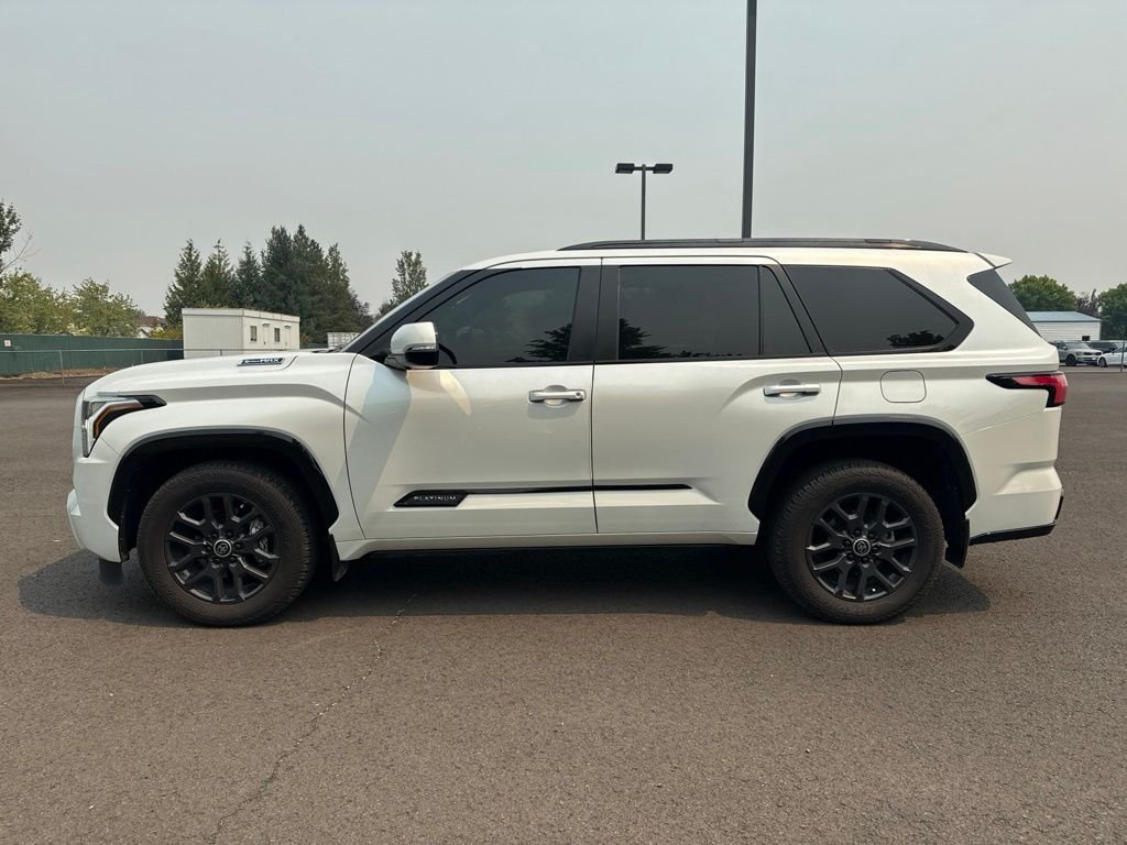 Used 2024 Wind Chill Pearl Toyota Platinum image 3