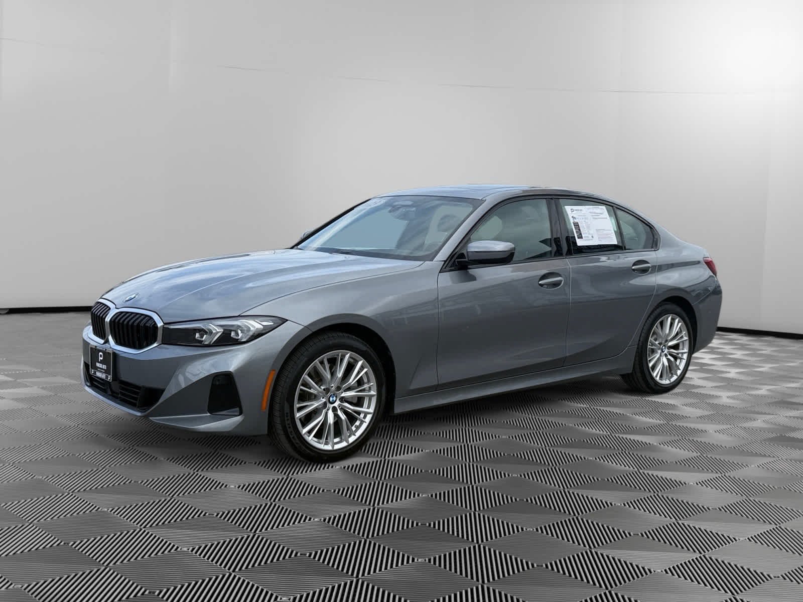 2023 BMW 3 Series 330i