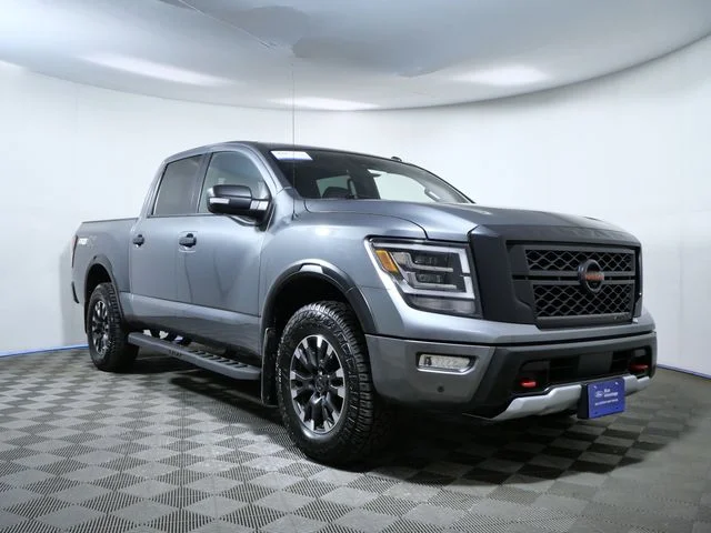 2021 Nissan Titan PRO-4X 4X4 Crew Cab's photo