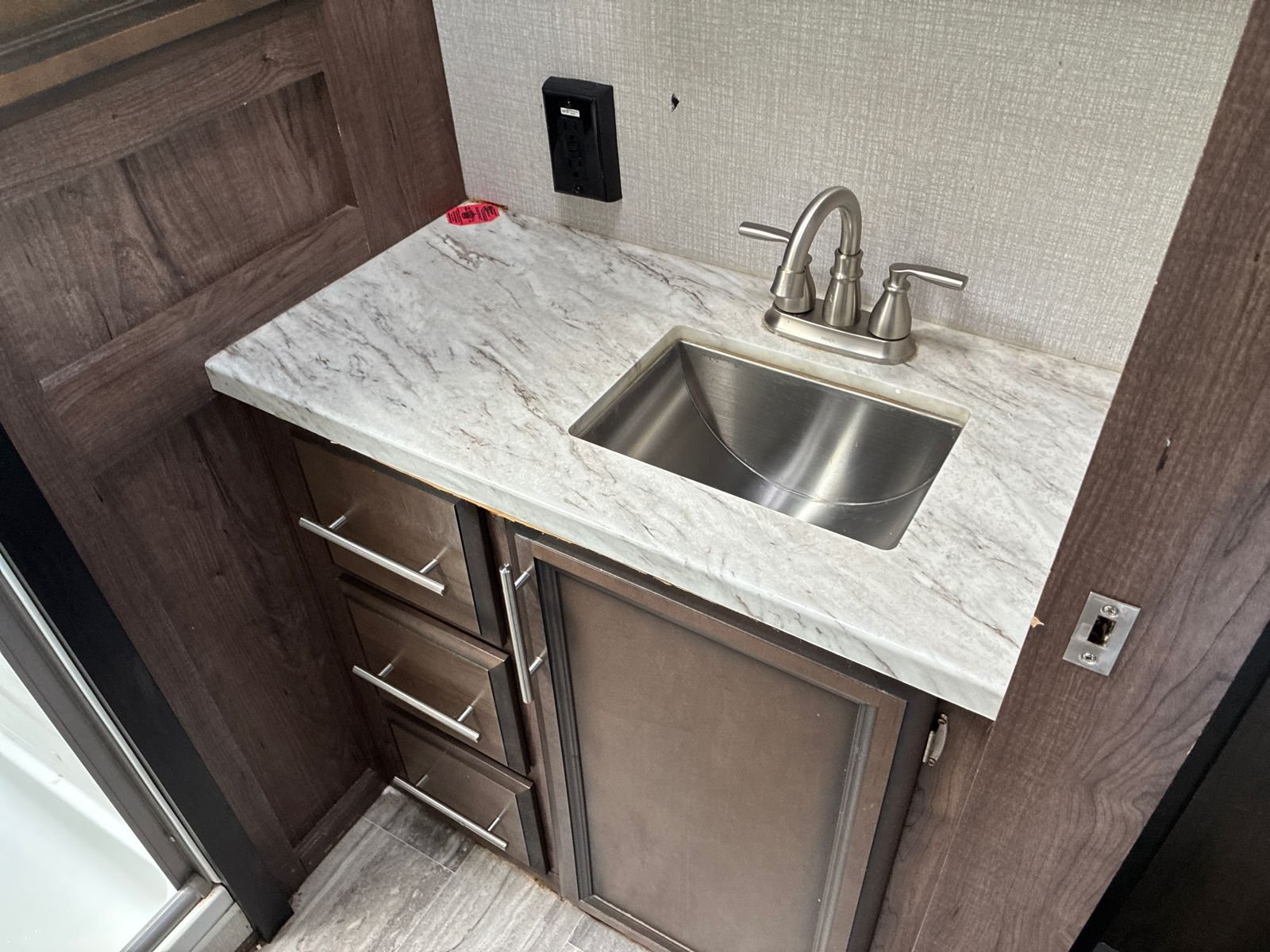 Used 2020 White DURANGO  image 31
