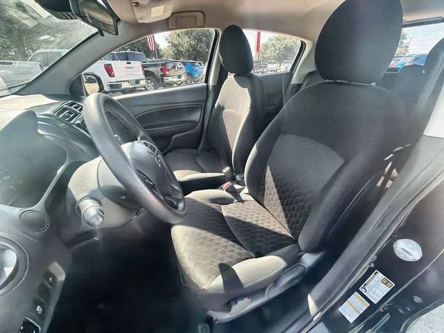 Used 2024 Black Mitsubishi ES image 18