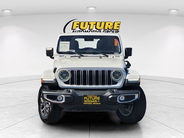 Used 2025 White Jeep Sahara image 2