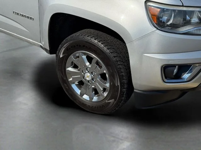 Used 2017 Silver Chevrolet LT image 11