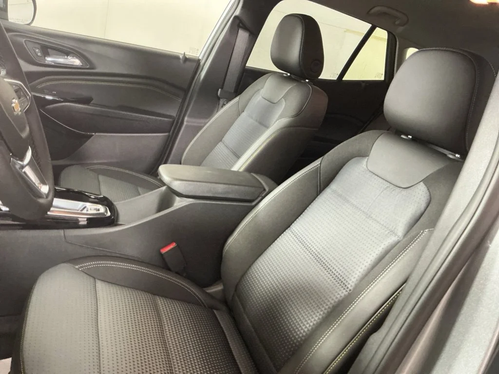 New 2026 Gray Chevrolet LT image 4