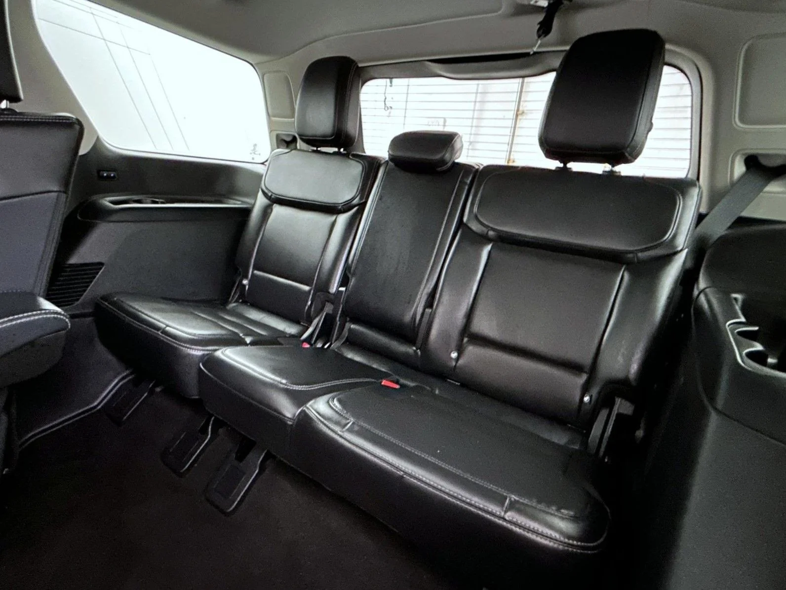 Used 2025 Black Ford Platinum image 21