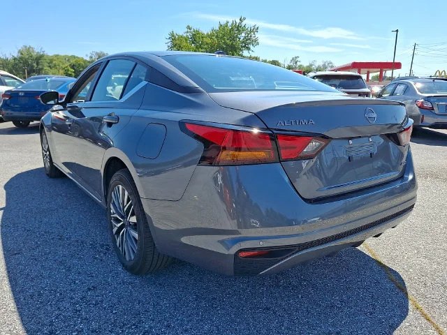 Used 2026 Gray Nissan 2.5 SV image 4