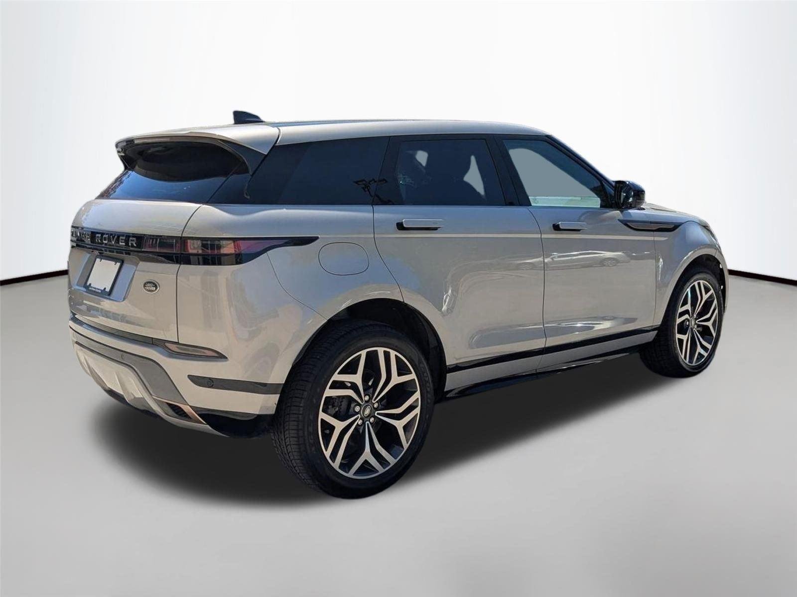 Used 2023 Seoul Pearl Silver Metallic Land Rover R-Dynamic S image 5