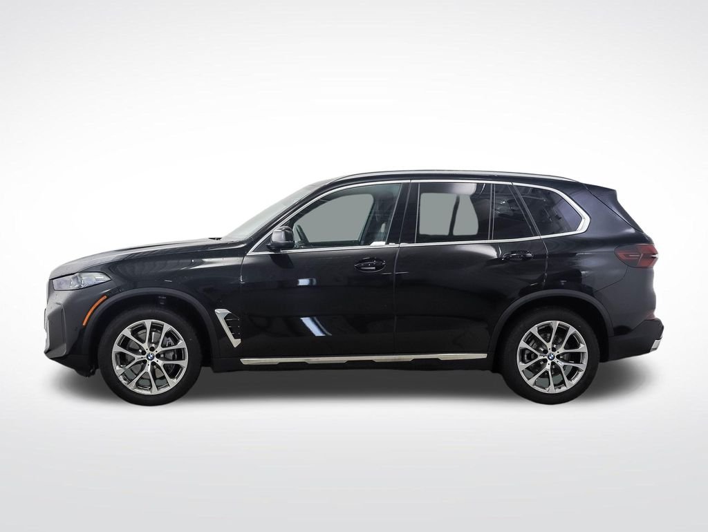 Used 2026 BMW X5 40i with VIN 5UX23EU07T9342261 for sale in Minneapolis, Minnesota