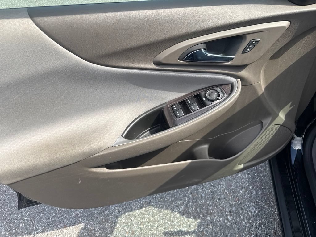 Used 2022 Mosaic Black Metallic Chevrolet LT image 11