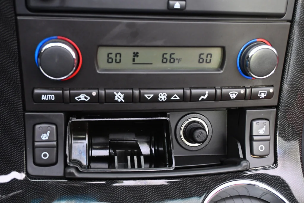 Used 2011 ARCTIC WHITE Chevrolet Z16 Grand Sport w/3LT image 38