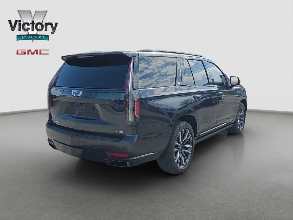 2022 Cadillac Escalade Sport - Photo 17