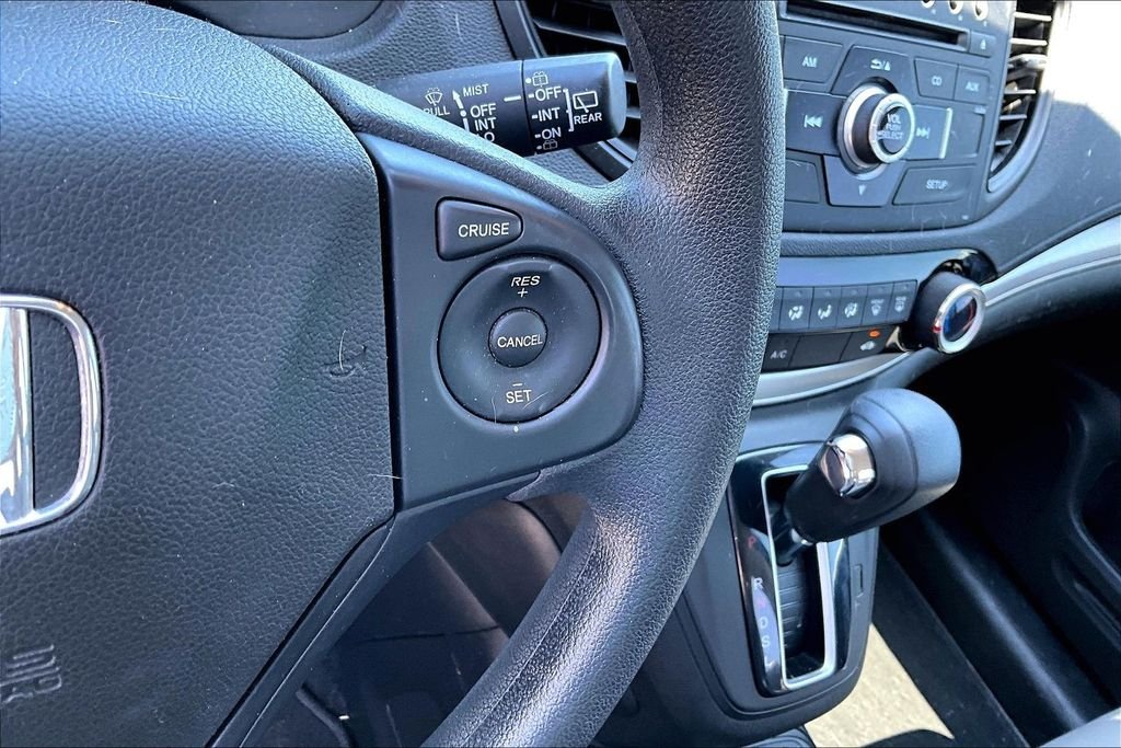 Used 2016 Silver Honda SE image 18