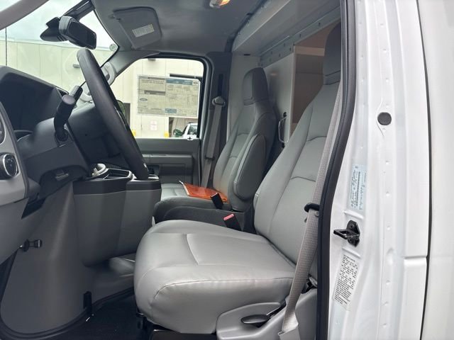 New 2027 White Ford Base image 12