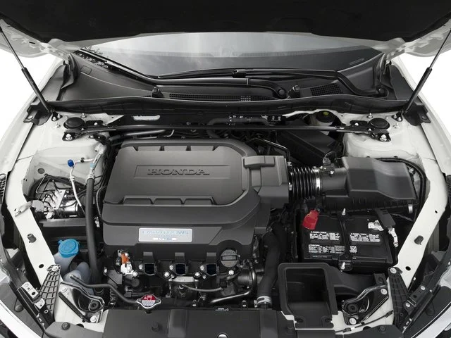 Used 2016 Black Honda EX-L image 12