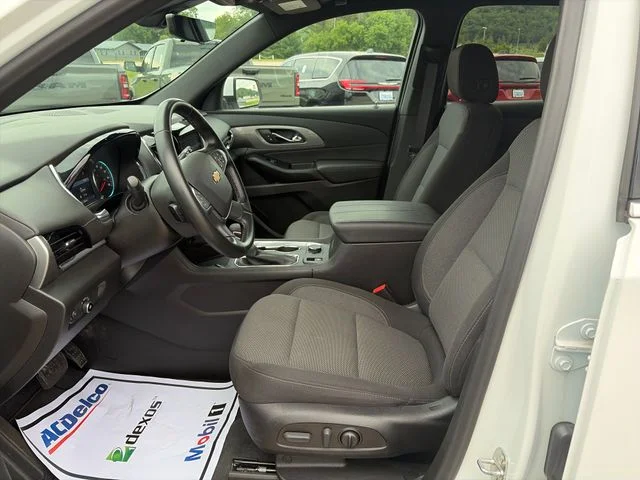 Used 2023 Summit White Chevrolet LT image 14