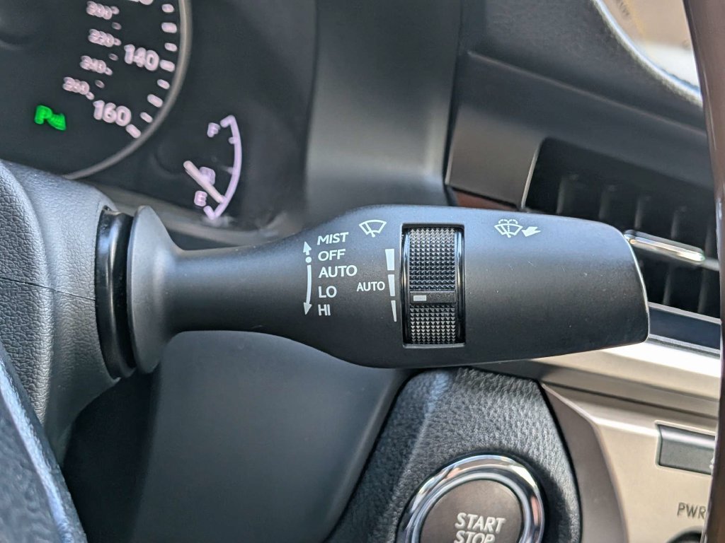 Used 2013 Silver Lexus 350 image 37
