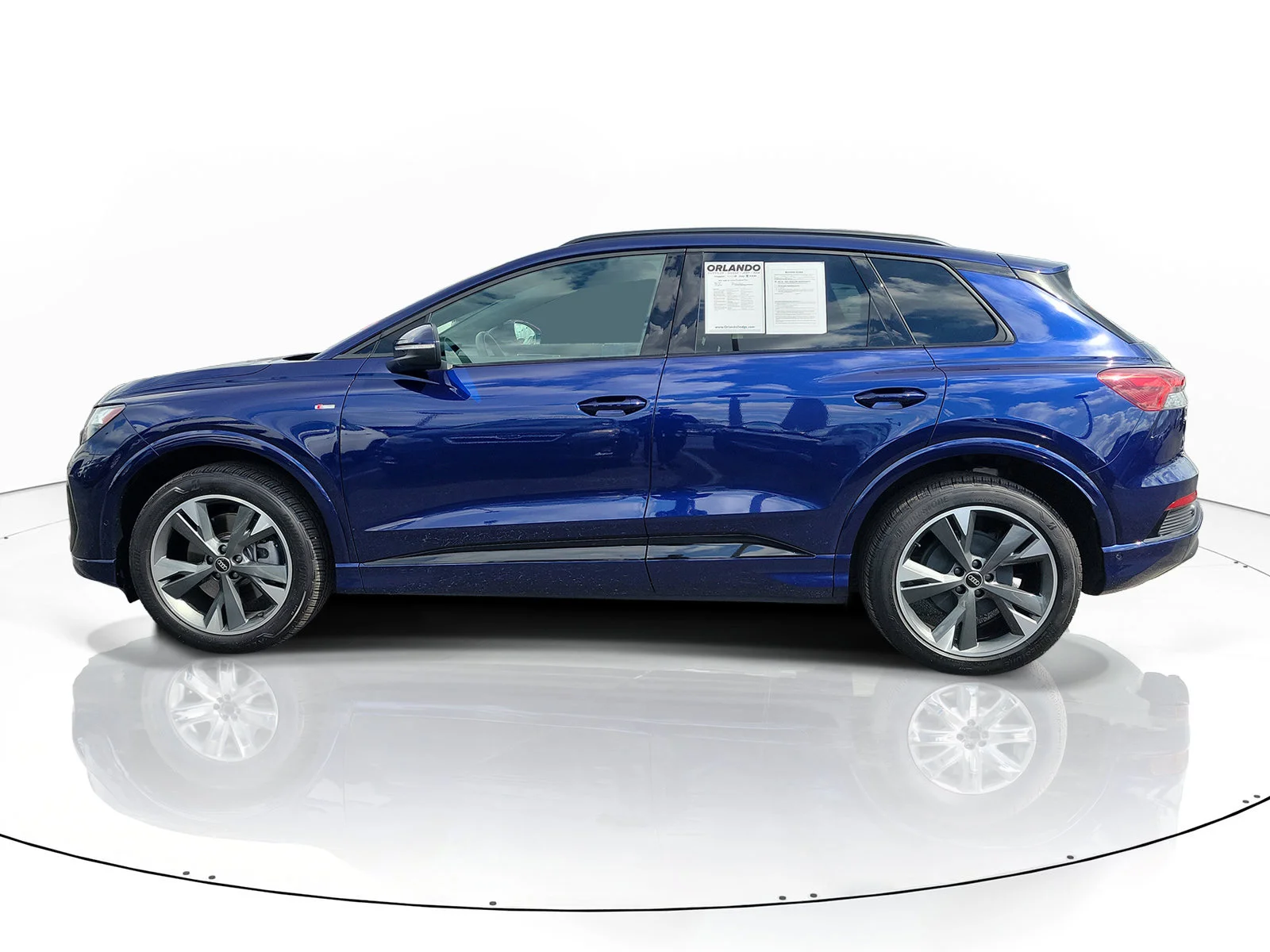 Used 2024  Audi Premium Plus image 4