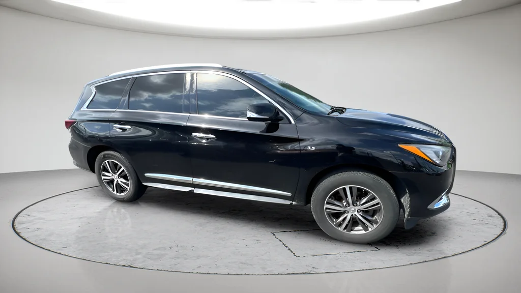 Used 2017 Black INFINITI Base image 3