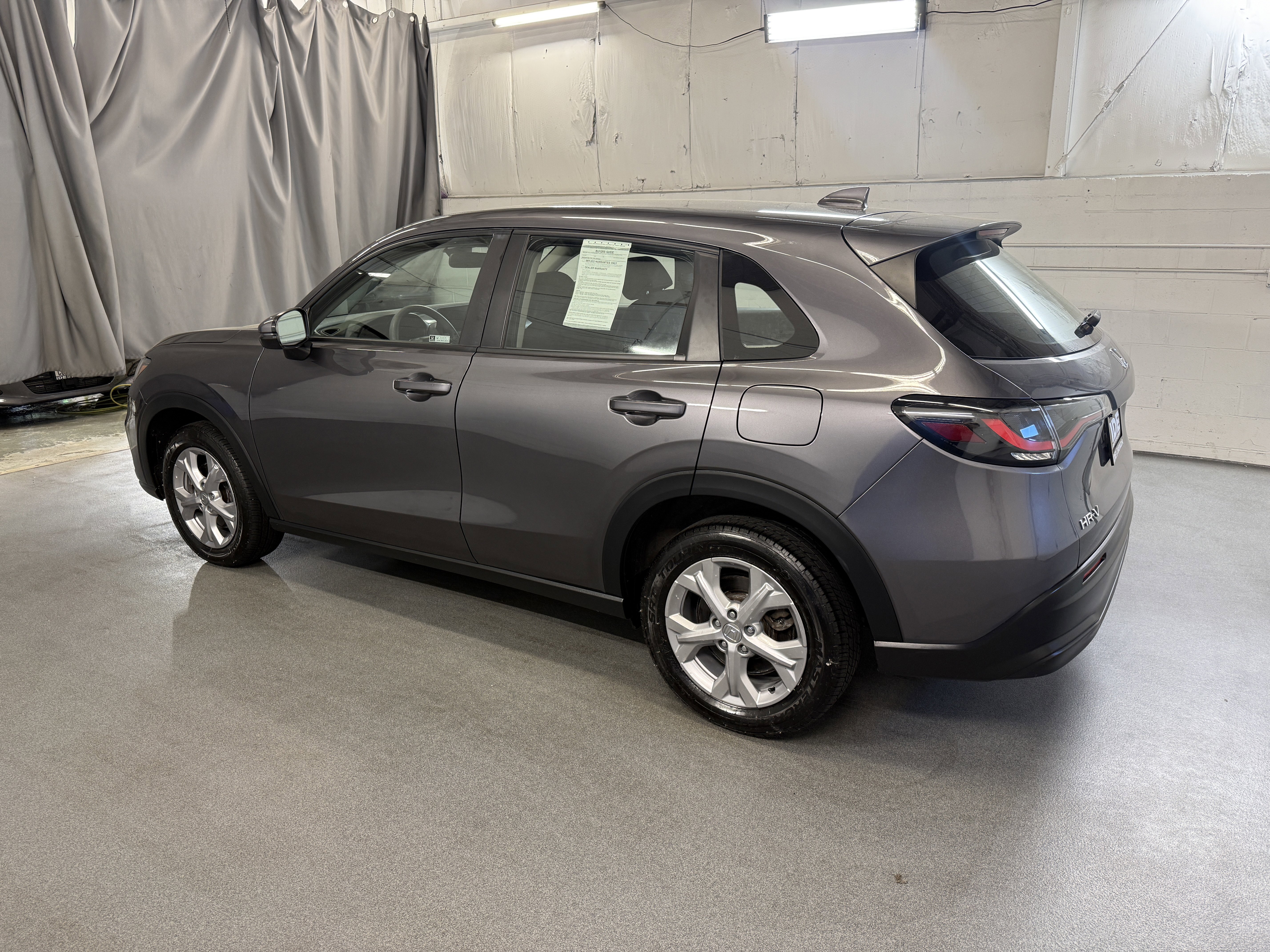Used 2023 Modern Steel Metallic Honda LX image 6