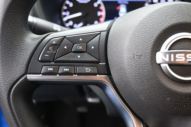 Used 2024 Blue Nissan SV image 3