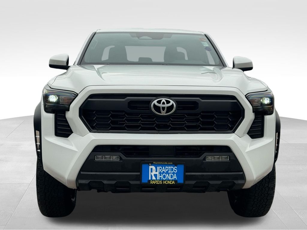 Used 2025 Toyota Tacoma TRD Off Road with VIN 3TMLB5JN8SM117002 for sale in Coon Rapids, Minnesota