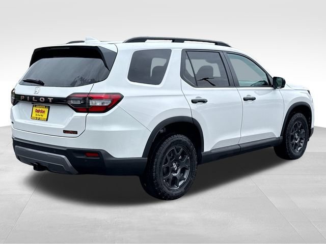 New 2026 Platinum White Pearl Honda TrailSport image 8