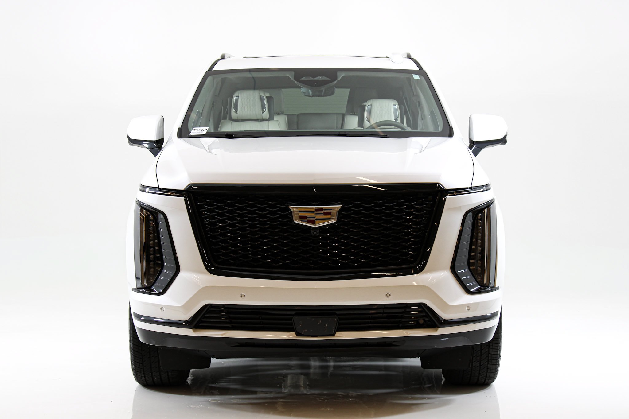 Used 2025 Crystal White Tricoat Cadillac Sport Platinum image 9