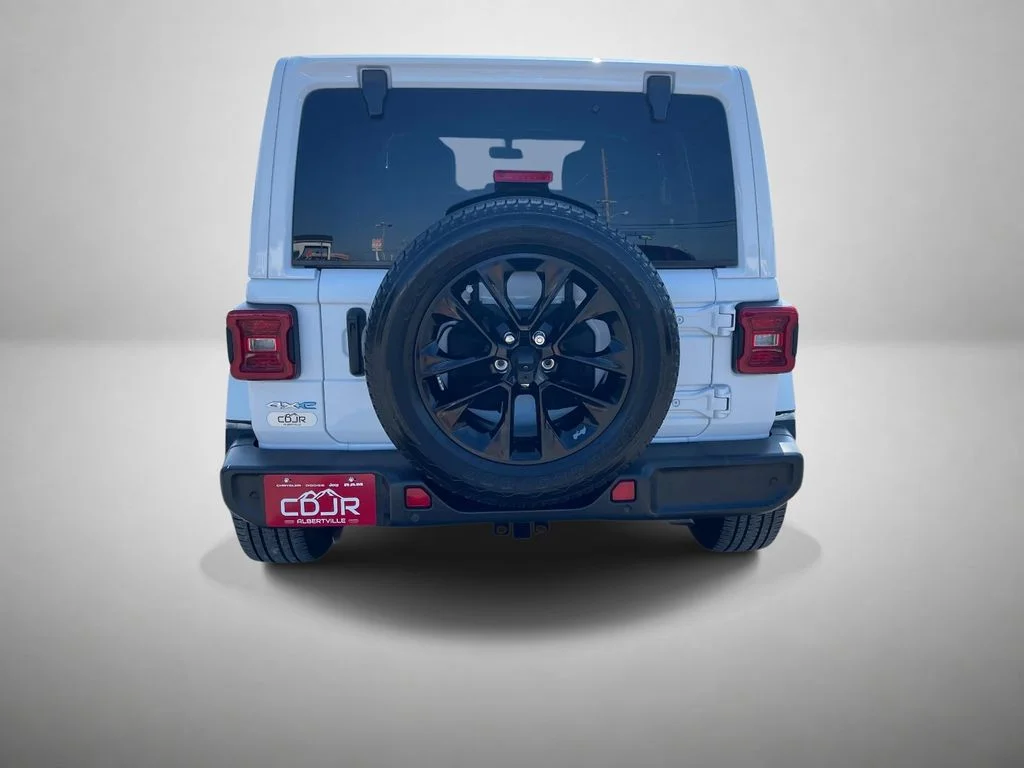 Used 2021 White Jeep Unlimited Sahara 4xe image 4