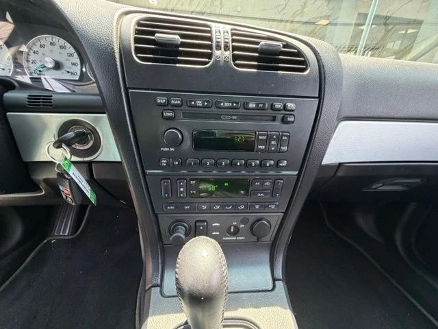 Used 2003 Black Ford Base image 16