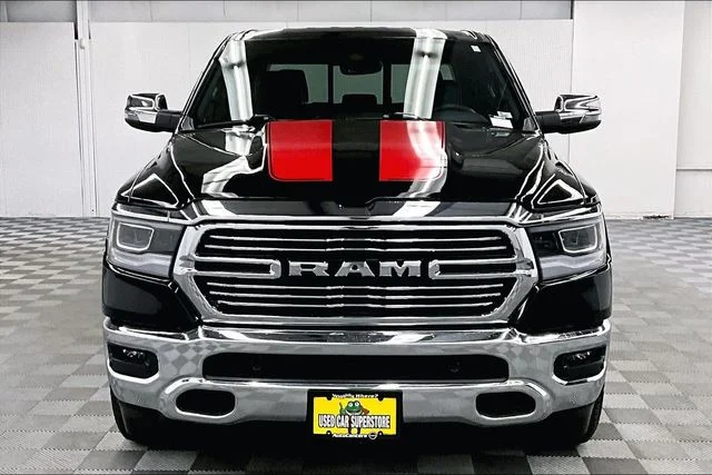 Used 2023 Diamond Black Crystal Pearlcoat Ram Laramie image 4