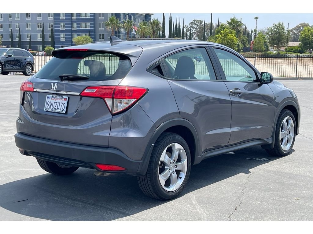Certified Used 2022 Modern Steel Metallic Honda LX image 6