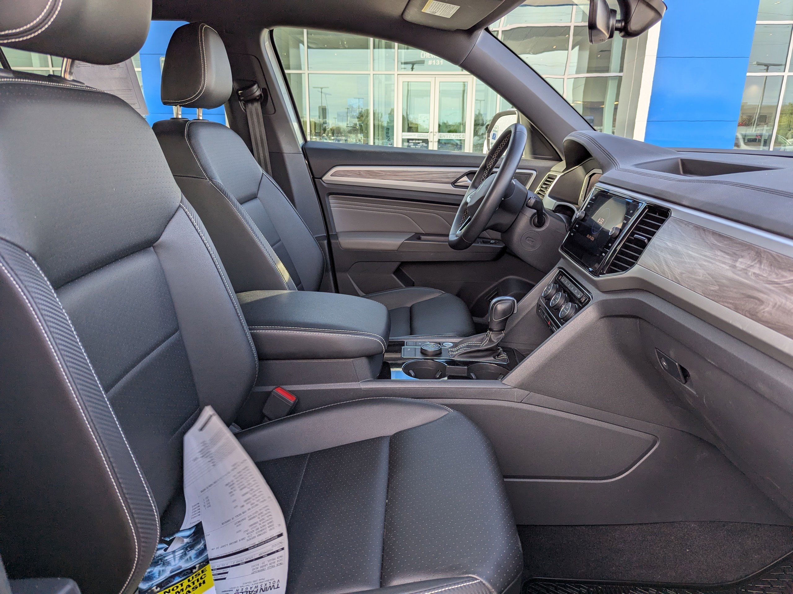 2023 Volkswagen Atlas Cross Sport SE w/Tech - Photo 38