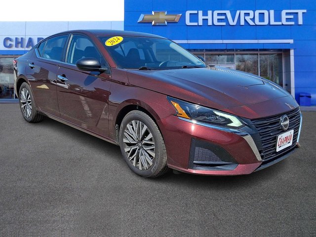 2024 Nissan Altima SV FWD