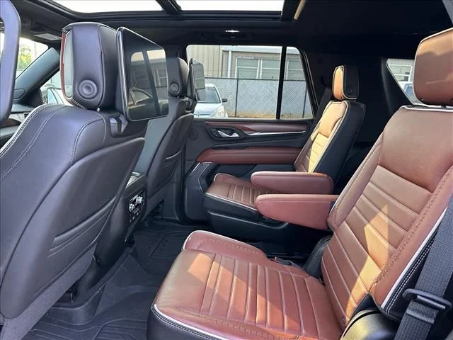 Used 2024 Black GMC Denali Ultimate image 18