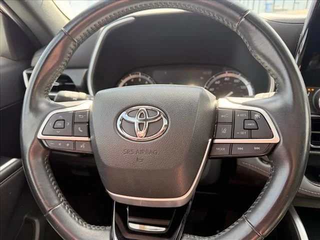 Used 2022 Red Toyota XSE image 20