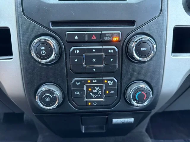 Used 2014 Blue Ford XLT image 13
